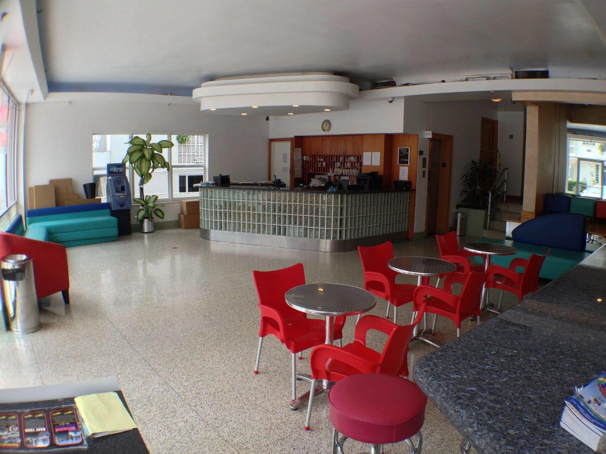 Parisian Hotel Miami Beach Exterior photo